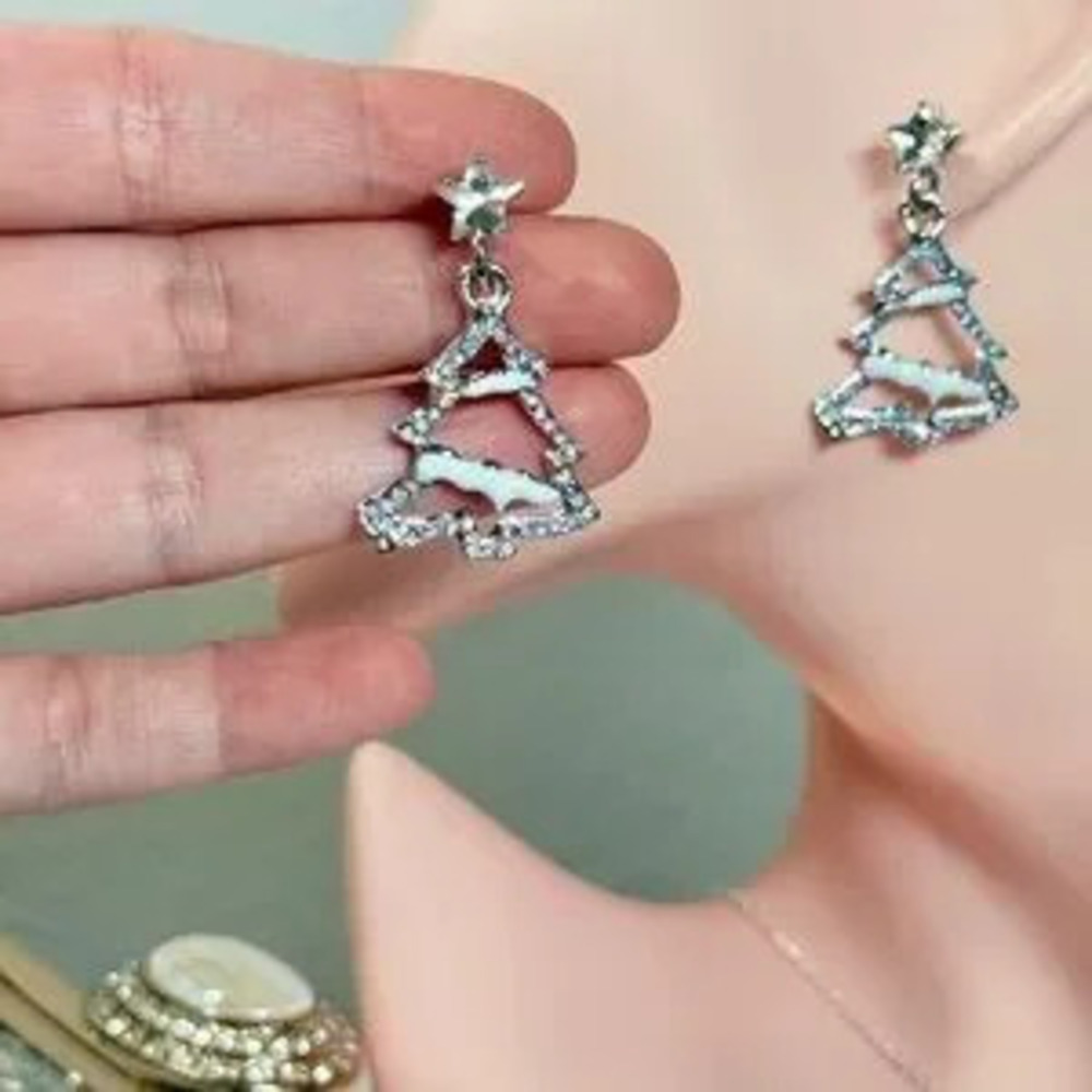 Cute Miniature Christmas Tree Earrings ??